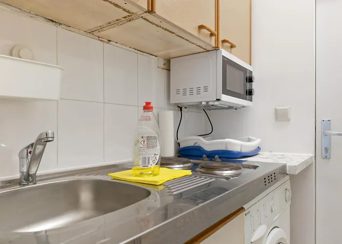 Apartment Cozy 1br By Danube & Millennium Tower Long *